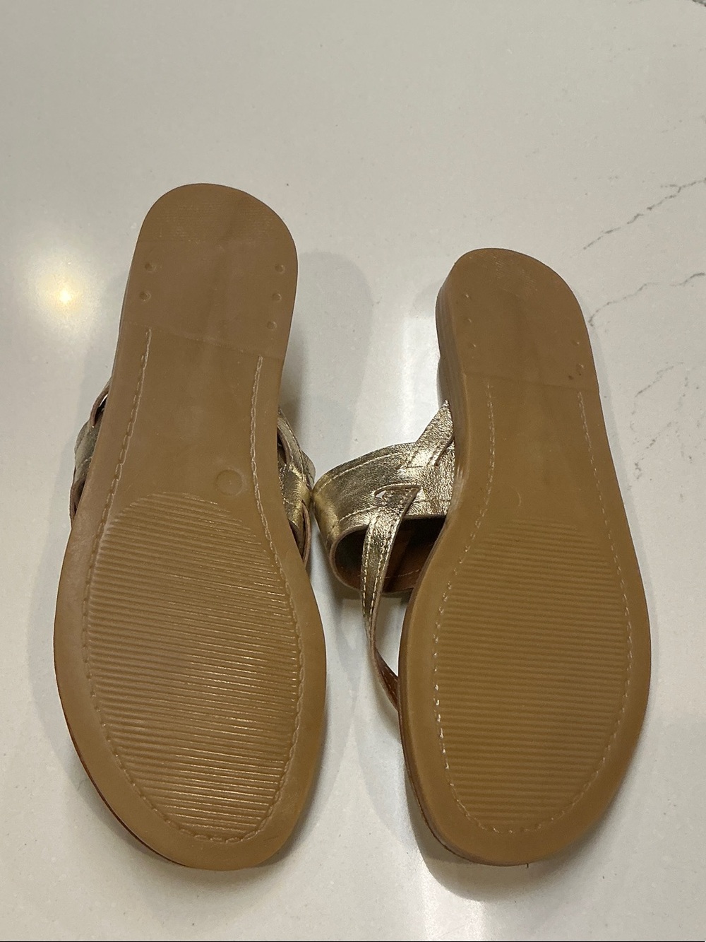 Seychelles Metallic Gold Leather Thong Sandals NWOT Sz8.5 - Picture 5 of 7